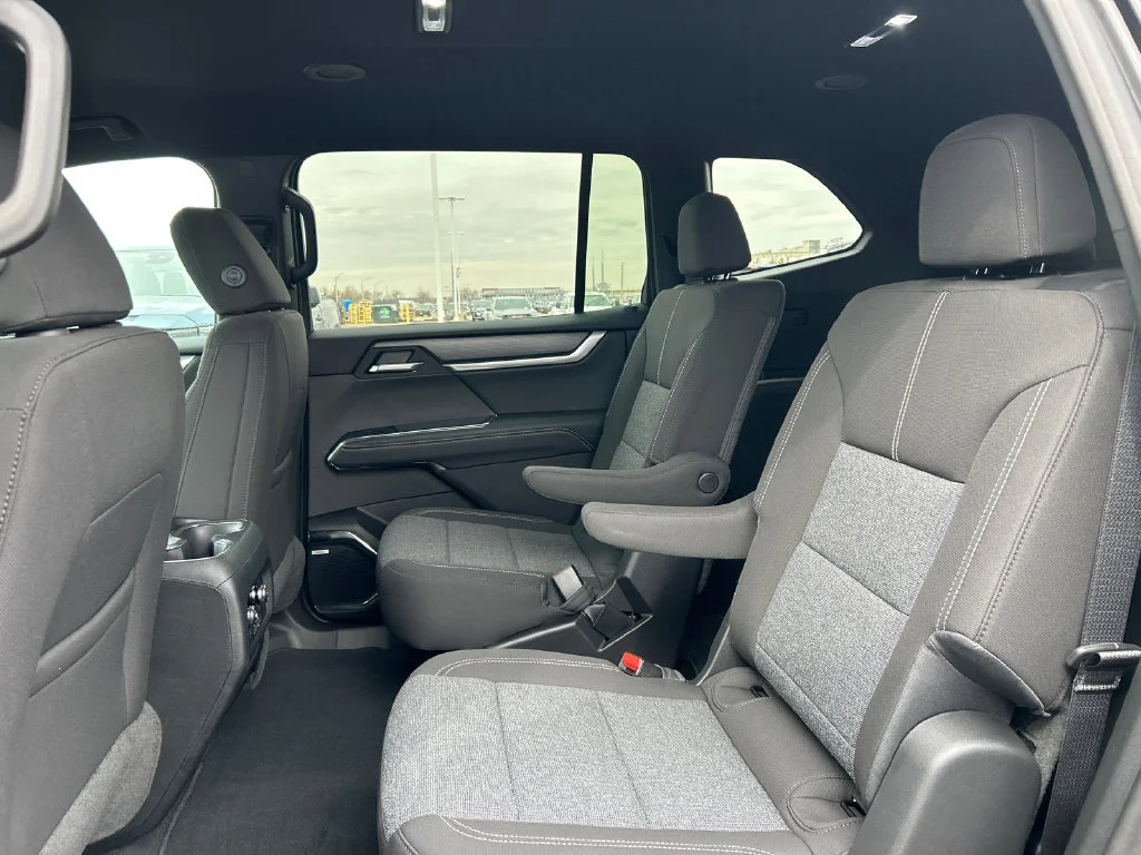 2026 GMC Acadia Elevation - Photo 35