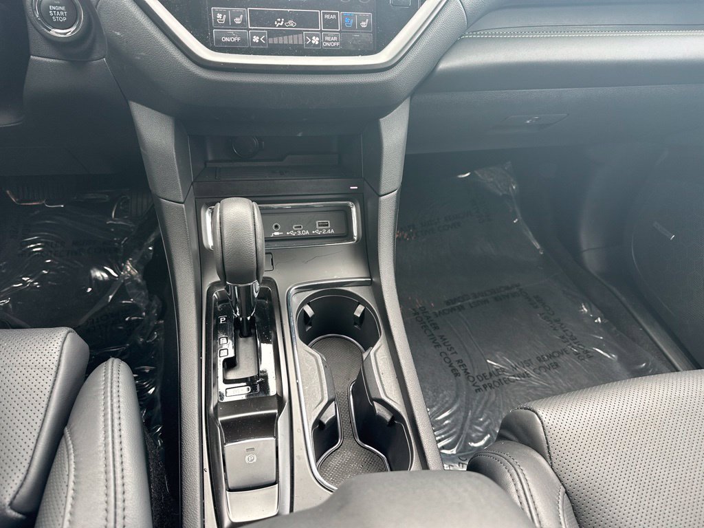 Used 2025 Gray Subaru Onyx Edition Touring image 18