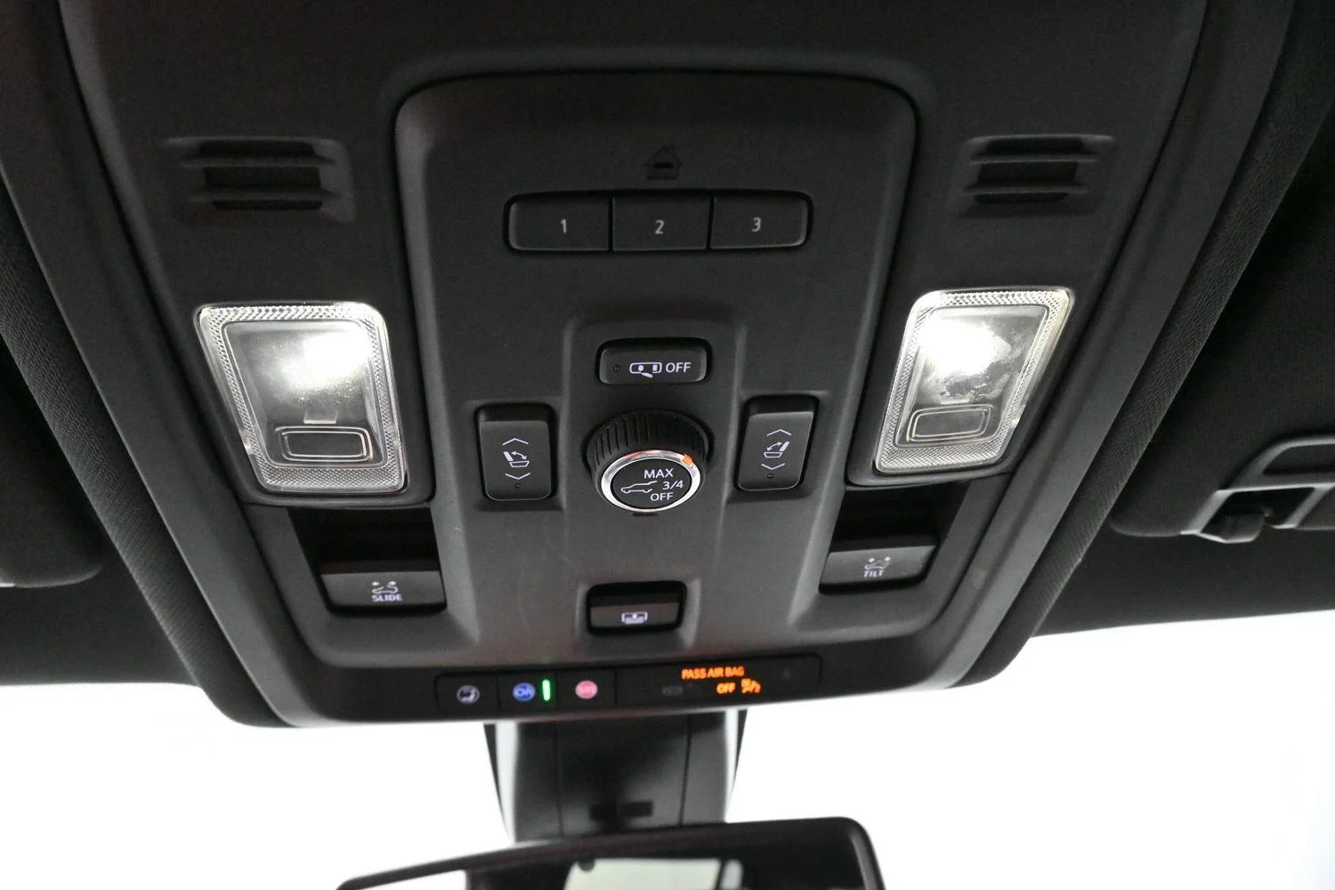 Used 2021 Dark Sky Metallic GMC AT4 image 31