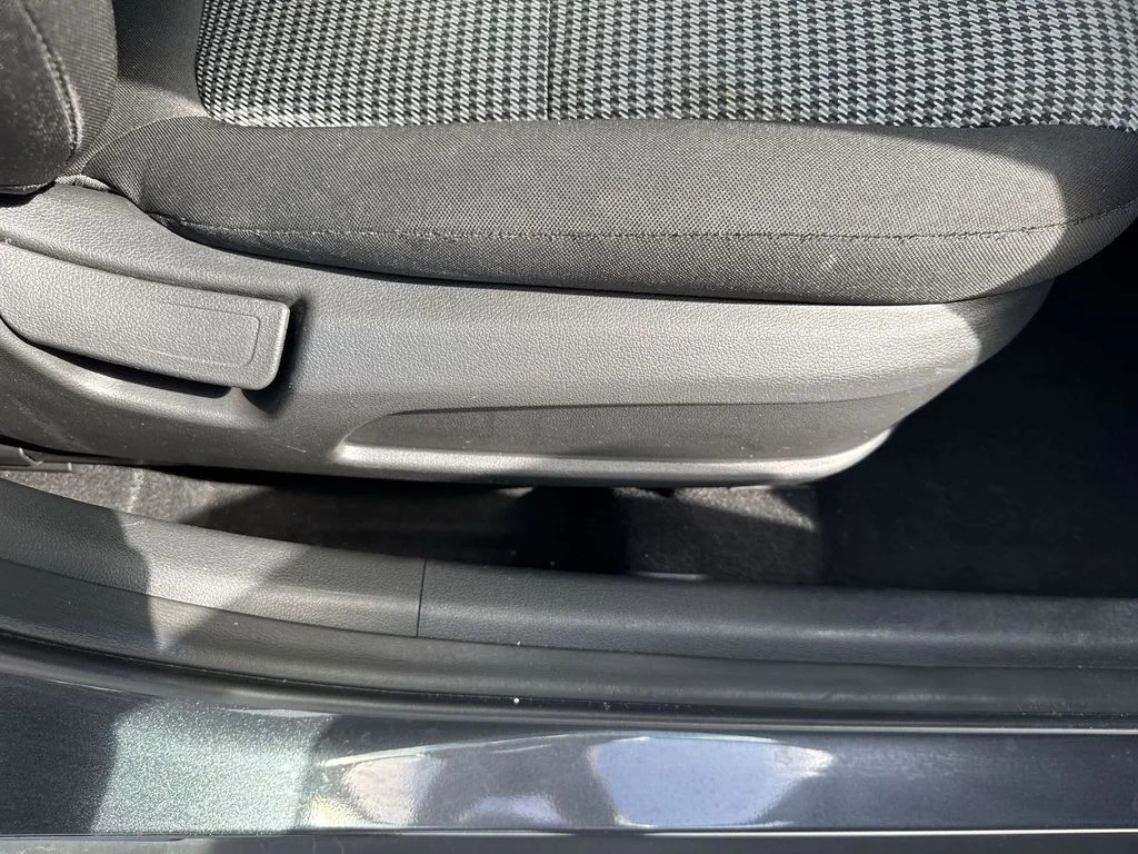 Used 2019 Thunder Gray Hyundai SEL image 44