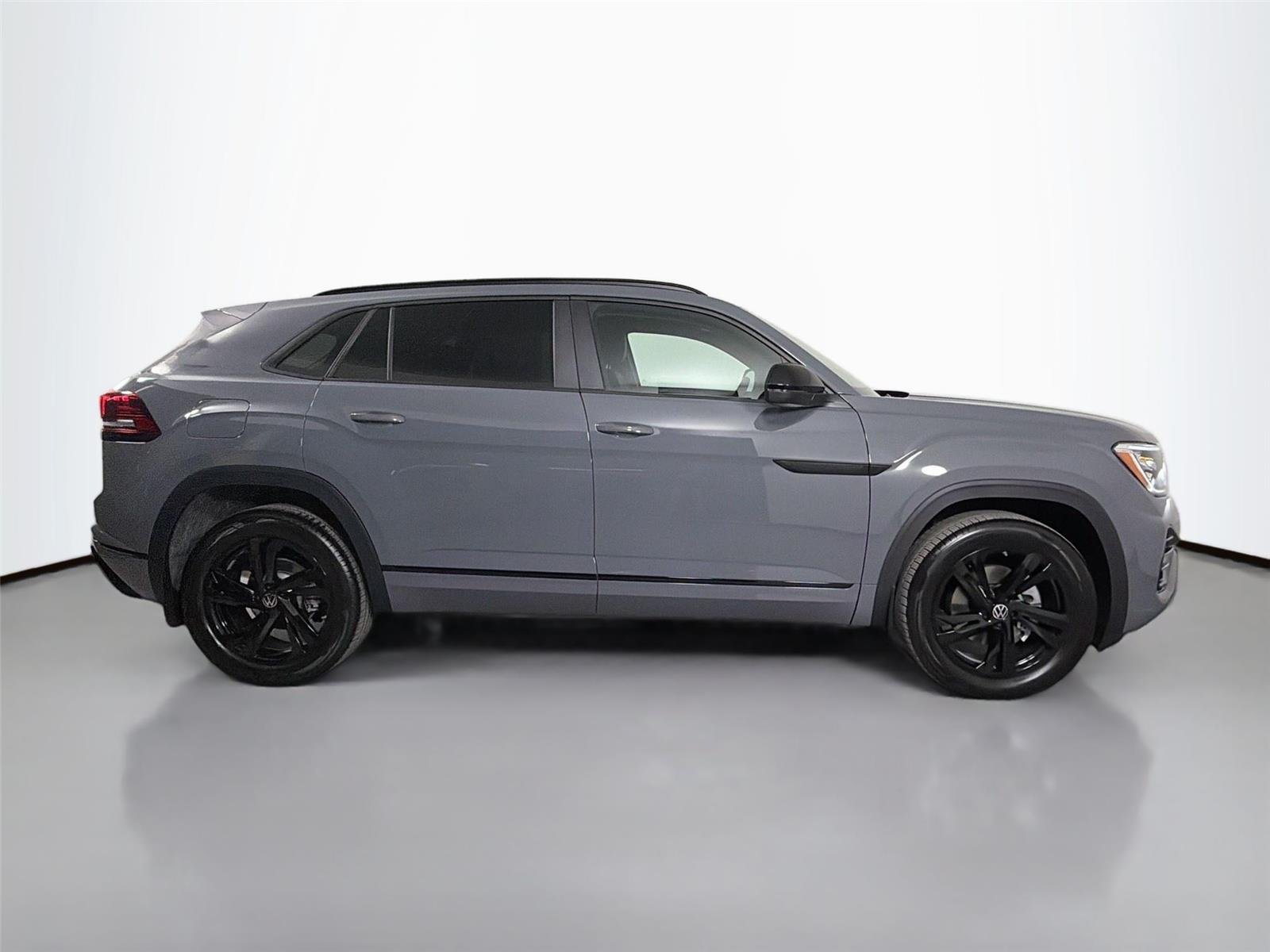 New 2026 Pure Gray Volkswagen 2.0T SEL R-Line Black image 4