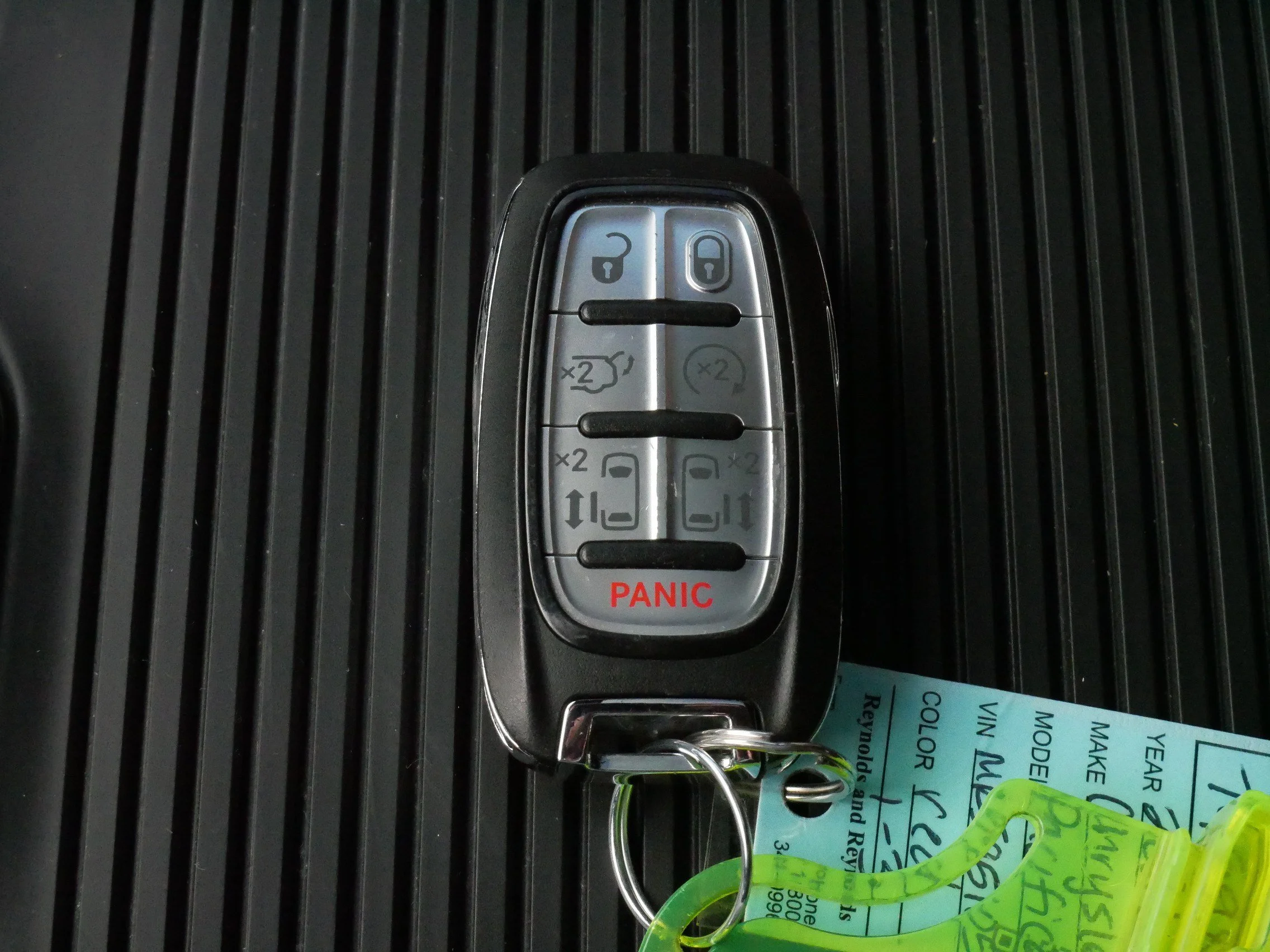 Used 2021 Velvet Red Pearlcoat Chrysler Limited image 34
