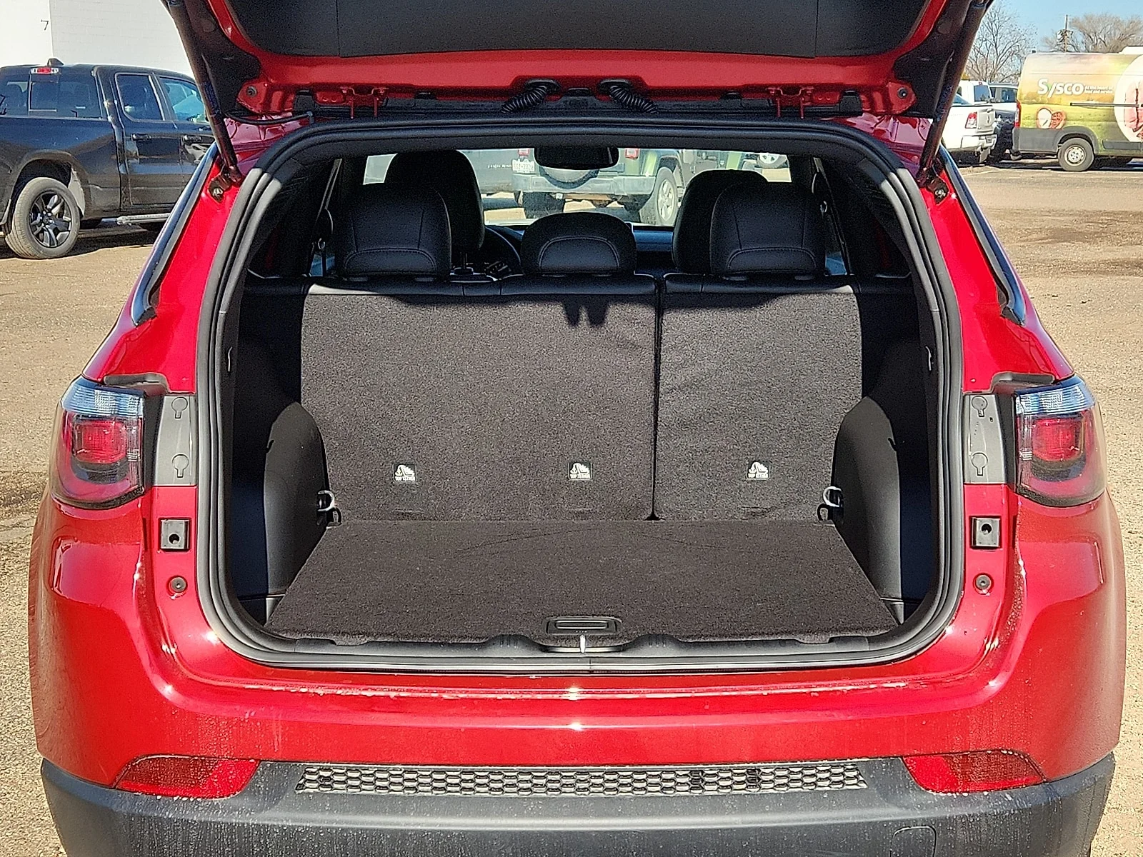 New 2026 Red Jeep LATITUDE ALTITUDE 4X4 image 8