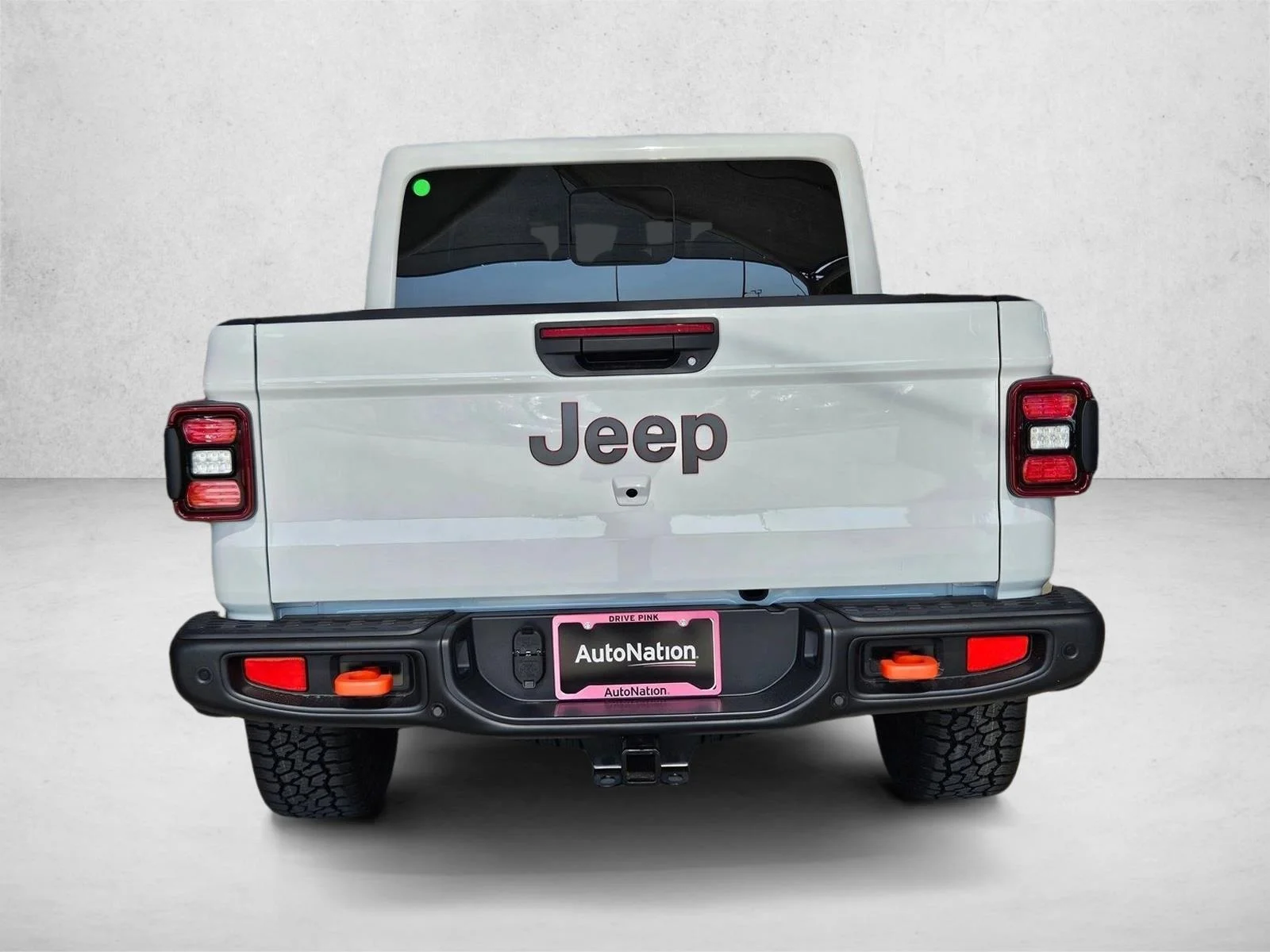 New 2026 Bright White Clear-Coat Exterior Paint Jeep Mojave X image 8