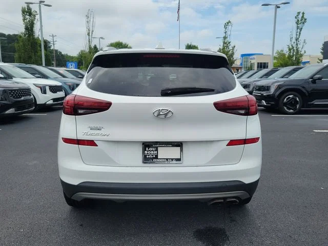 Used 2021 White Hyundai Limited image 5
