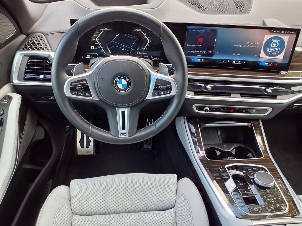 Used 2025 Brooklyn Grey Metallic BMW M60i image 2