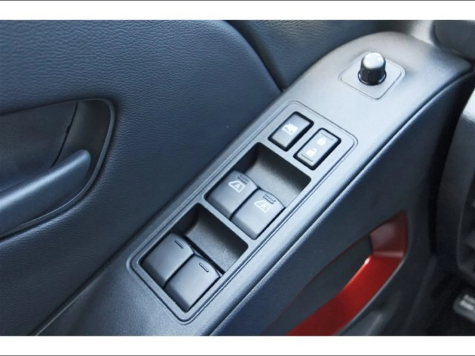 2026 Nissan Frontier Crew Cab PRO-X® - 10
