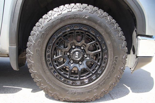 2024 GMC Sierra 1500 Pro - Photo 12