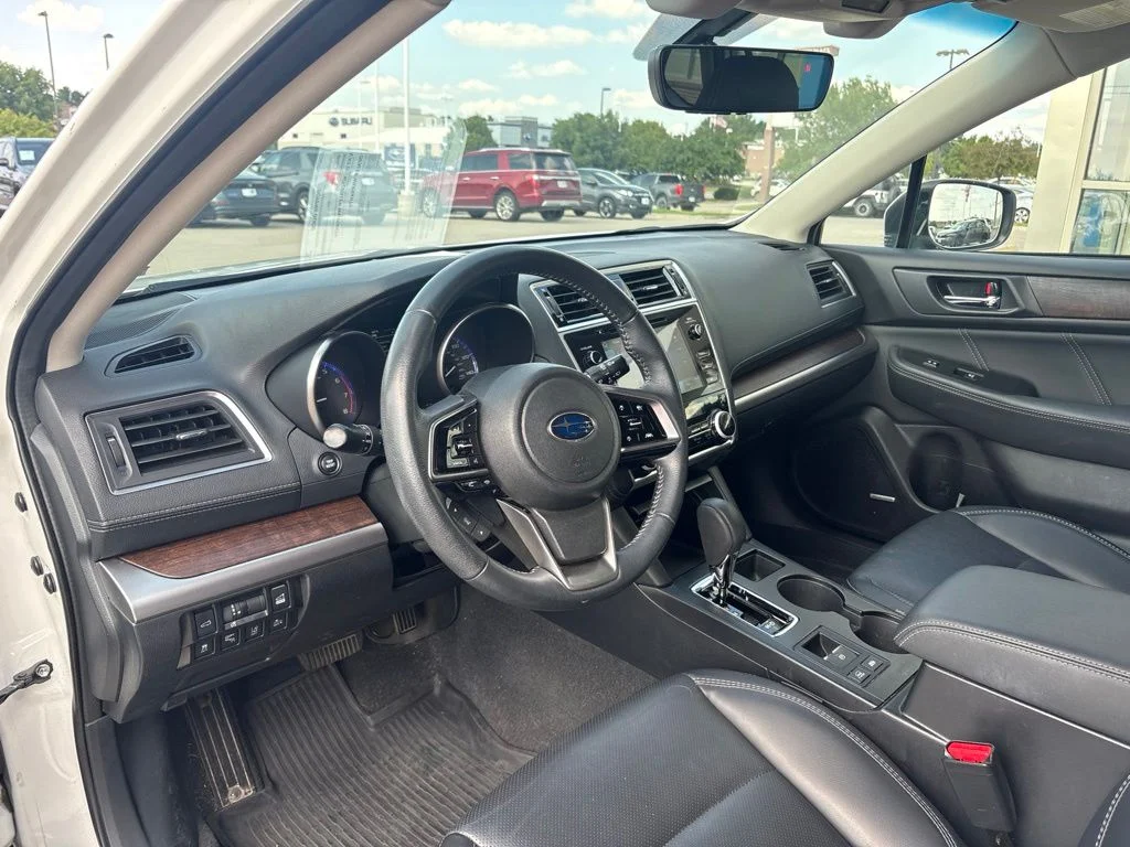 Used 2019 White Subaru 2.5i Limited image 12