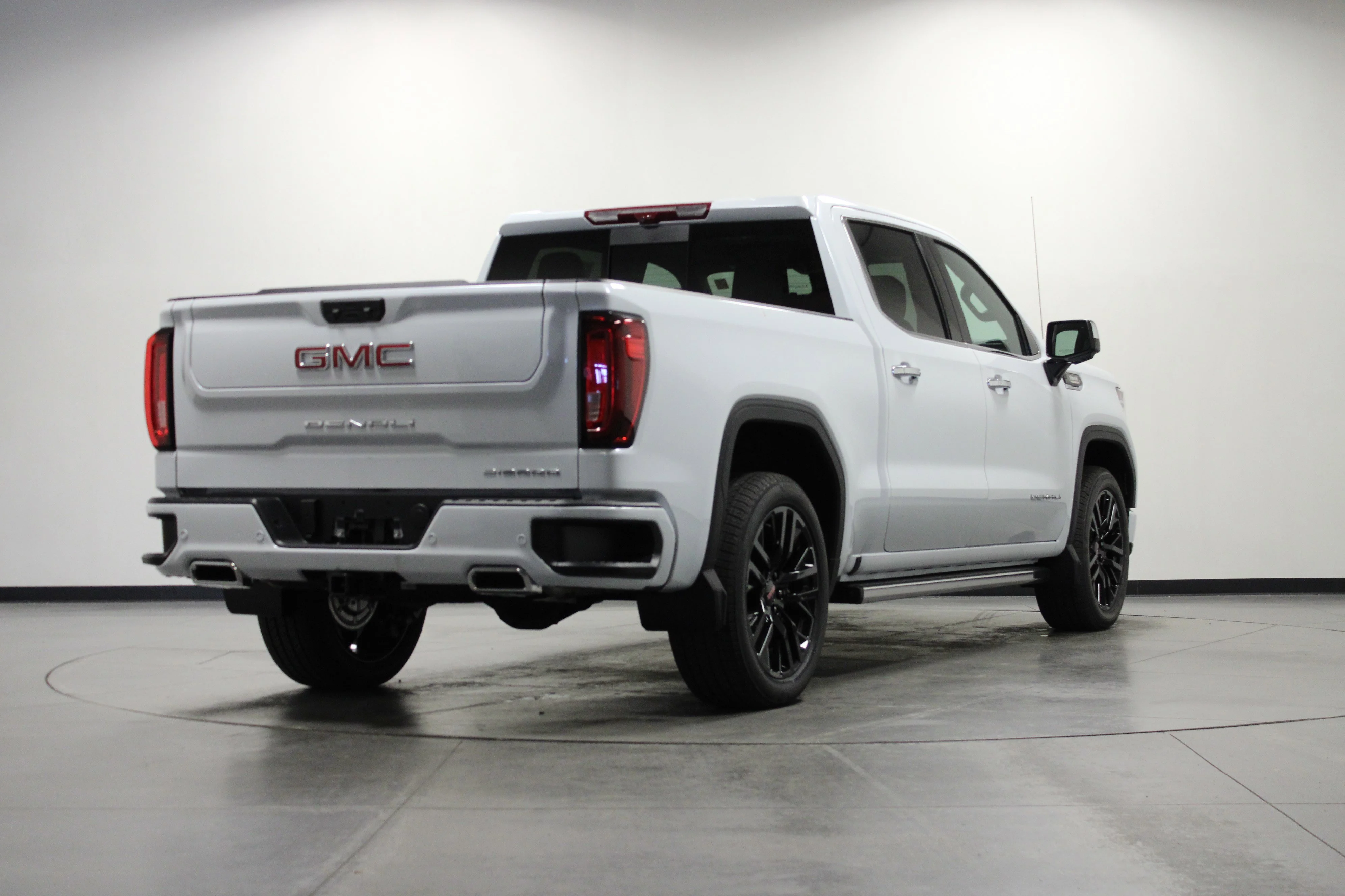 New 2026 Glacier White Tricoat GMC Denali image 4