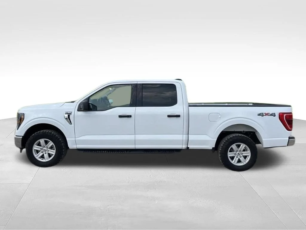 Used 2023 White Ford XL image 8