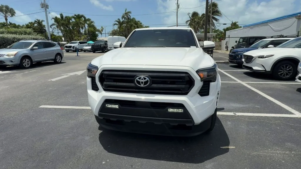 Used 2024 White Toyota SR5 image 3
