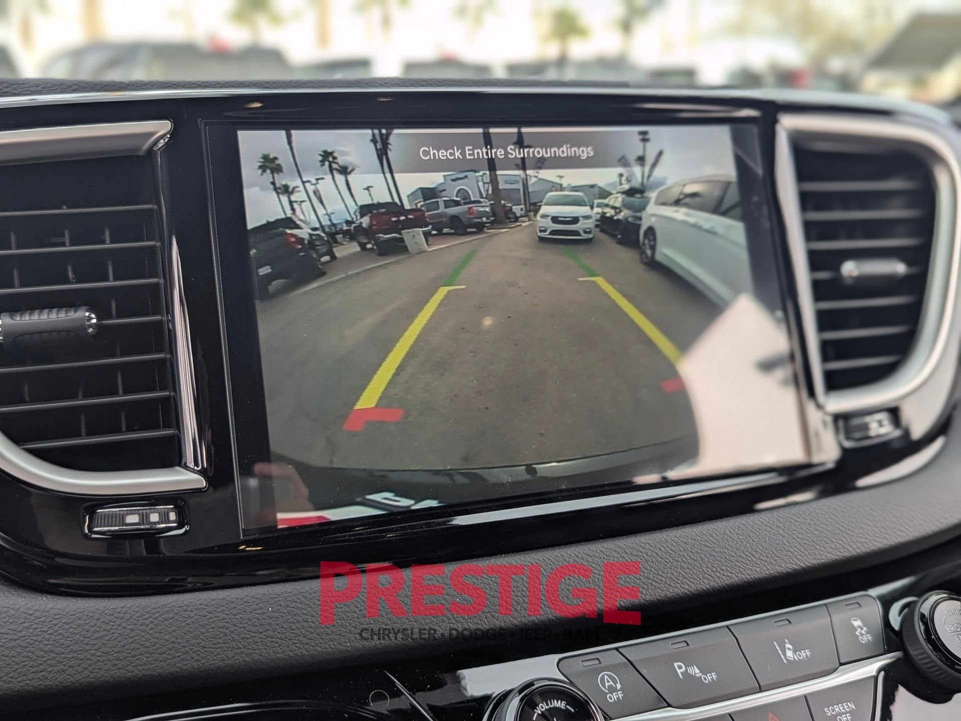 2026 Chrysler Voyager LX - Photo 17