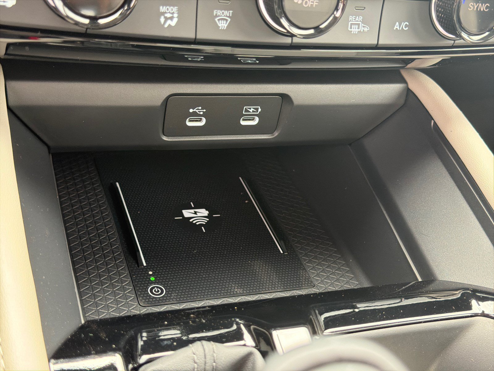 New 2026 Urban Gray Pearl Honda Touring image 25