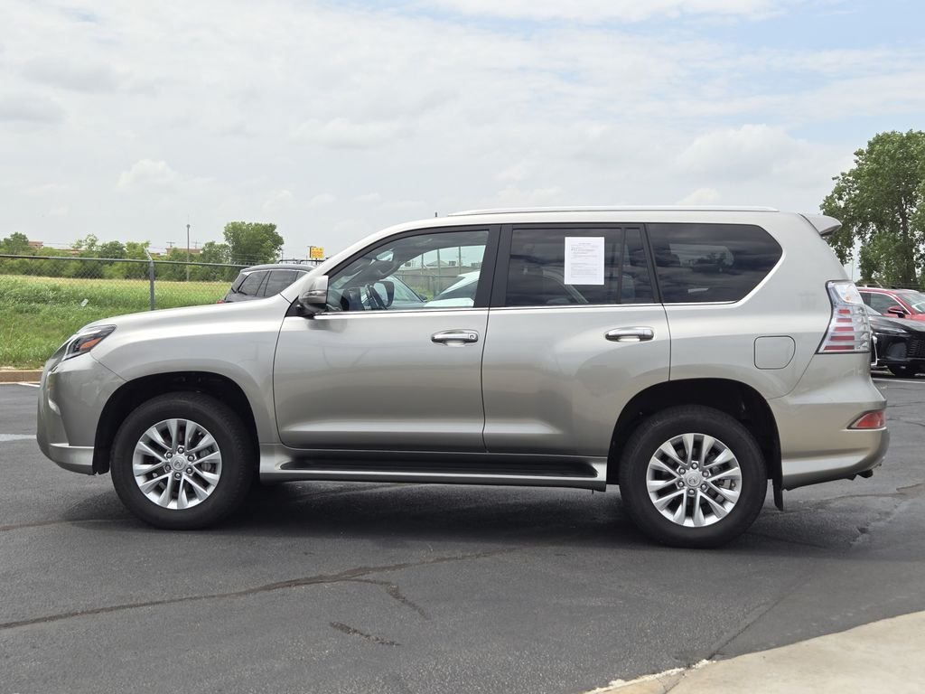 Certified Used 2023 ATOMIC SILVER Lexus 460 image 4