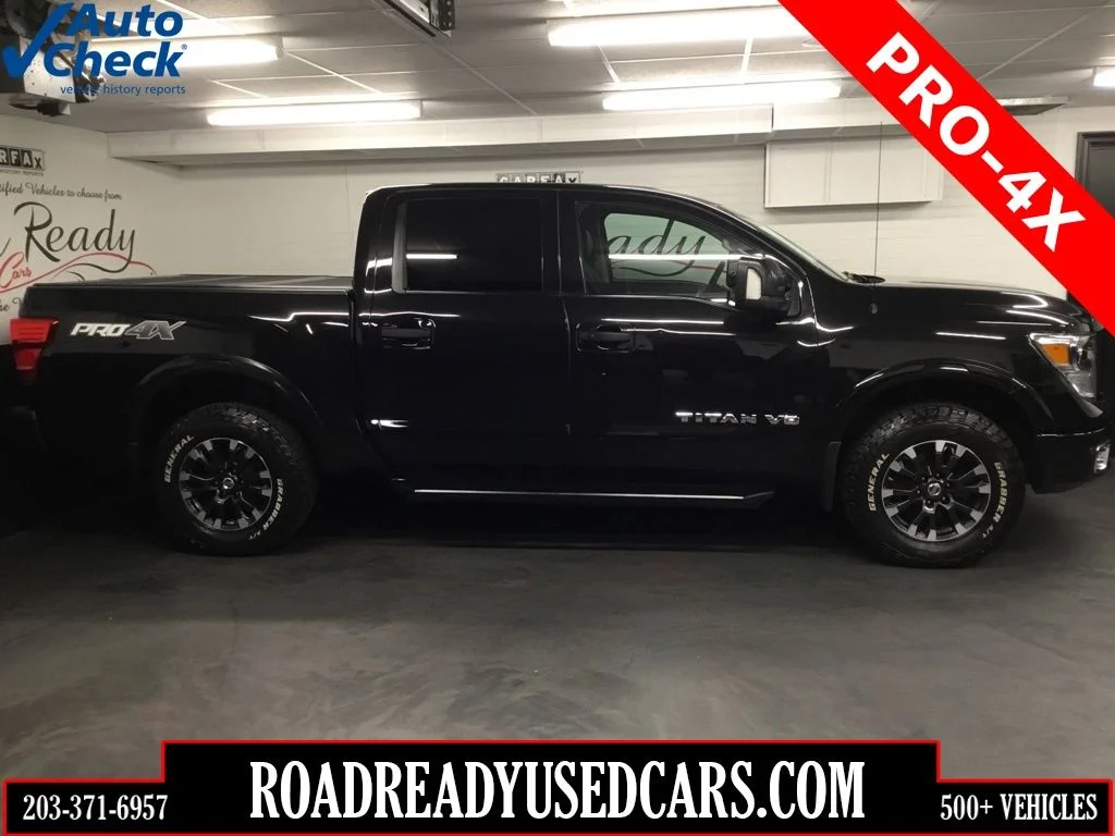 2019 Nissan Titan PRO-4X 4X4 Crew Cab's photo
