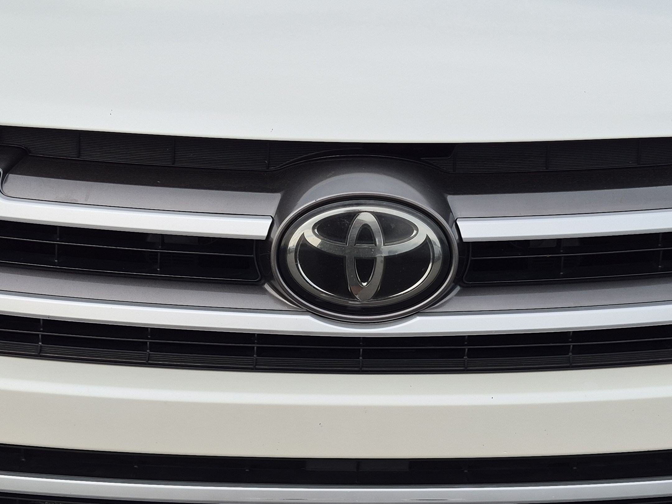 Certified Used 2017 White Toyota XLE image 9