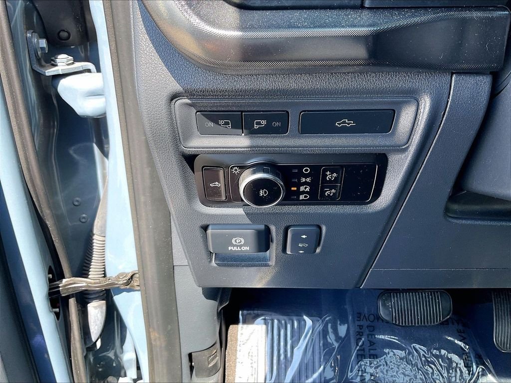 Used 2023 Azure Gray Metallic Tri-Coat Ford Tremor image 26