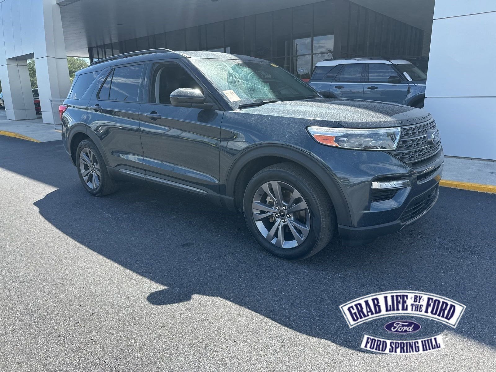 2022 Ford Explorer XLT RWD's photo