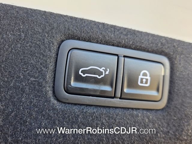 2025 GENESIS G70 Sport Advanced - Photo 14