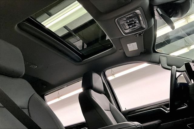 2025 Chevrolet Silverado 2500HD LTZ - Photo 20