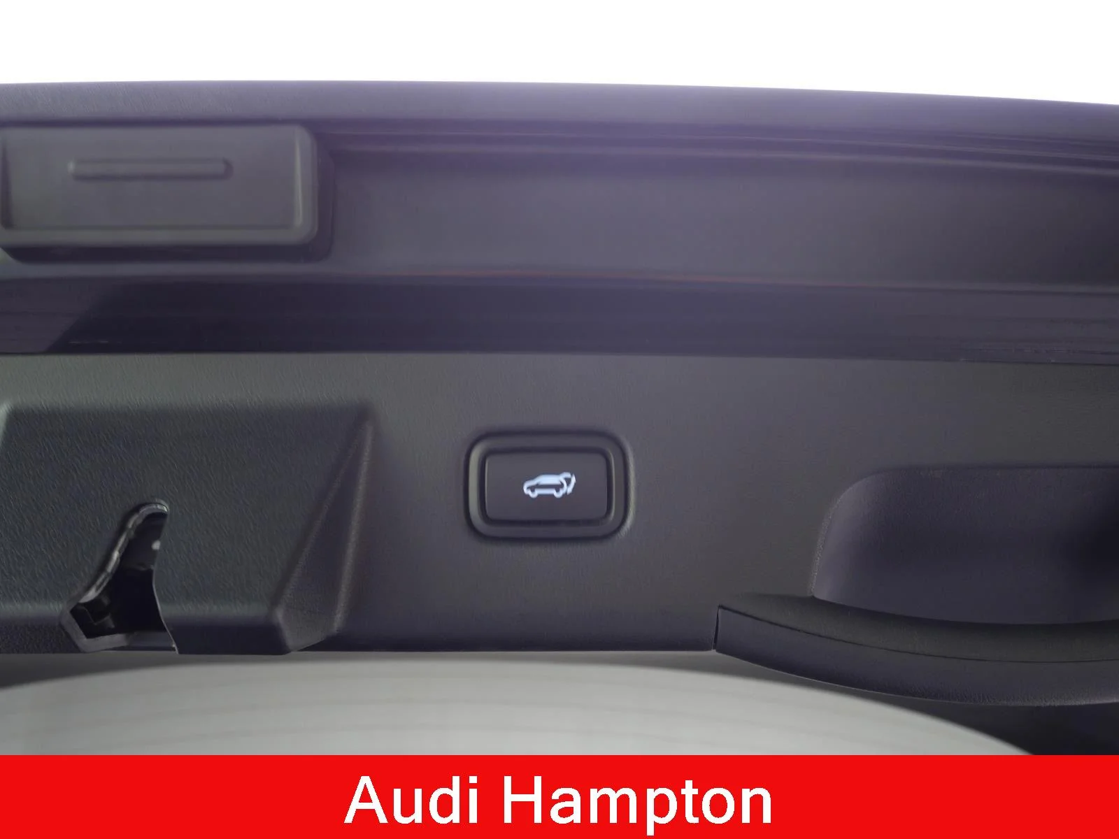 Used 2024 Black Pearl Hyundai XRT image 13