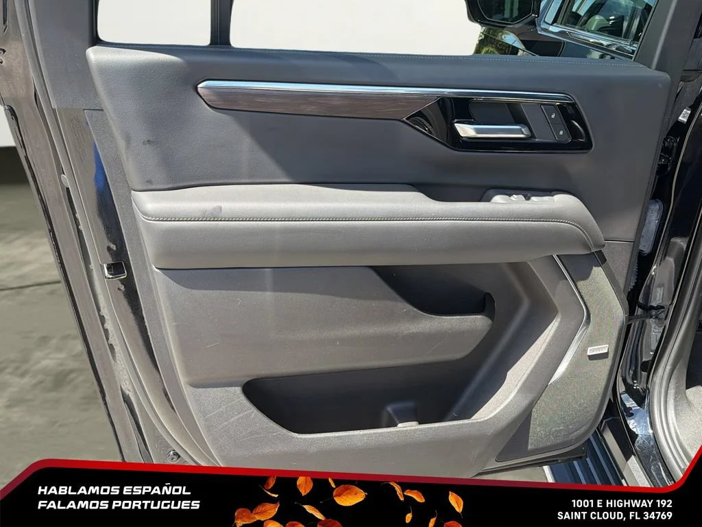 Used 2026 Black Chevrolet LT image 28