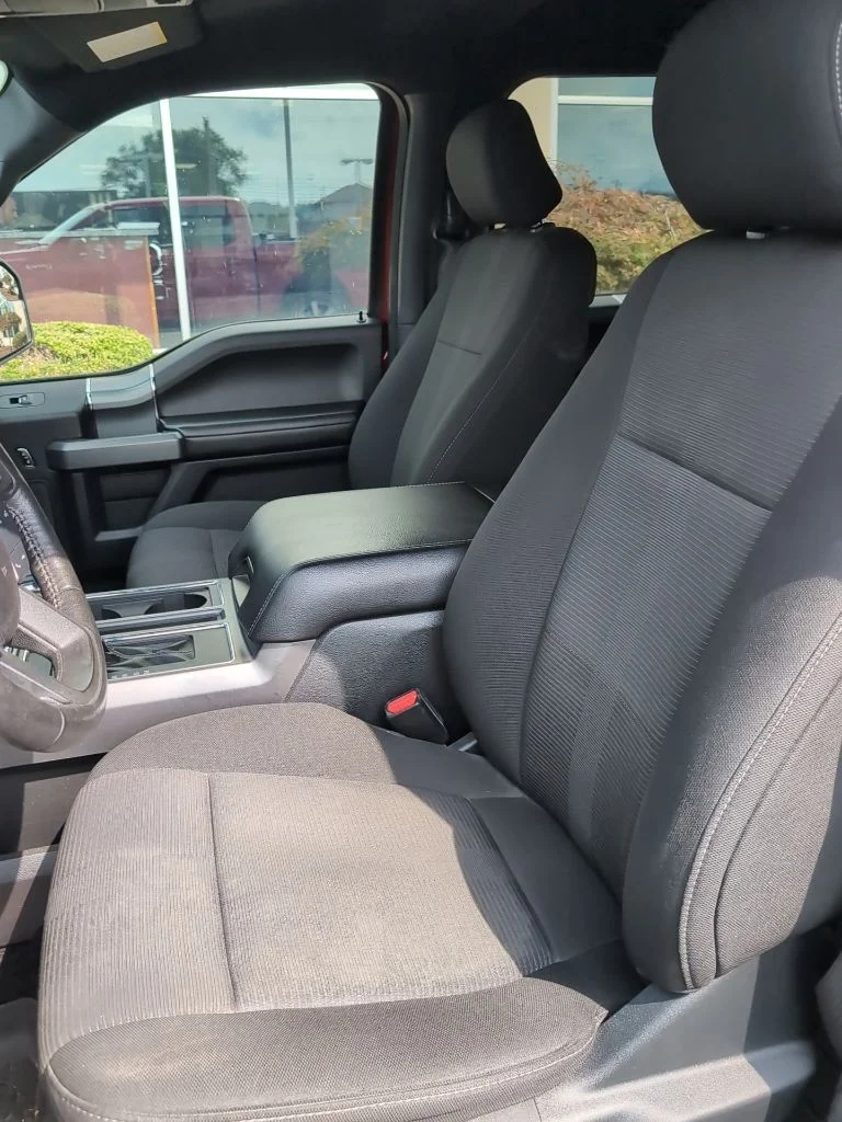 Used 2017 Red Ford XLT image 10