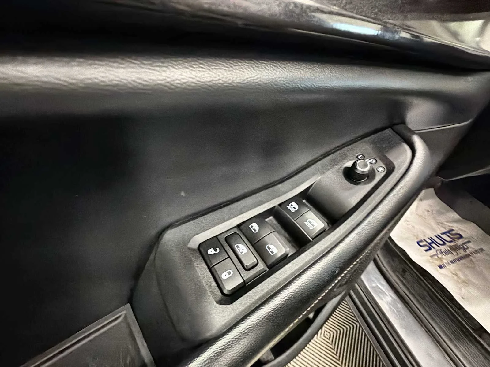 Used 2022 Baltic Gray Metallic Clearcoat Jeep Laredo image 15