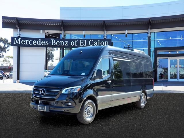 2026 Mercedes-Benz Sprinter 2500 Passenger 170 WB