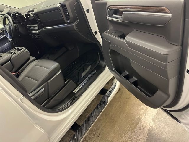 Used 2026 White Chevrolet LT image 20