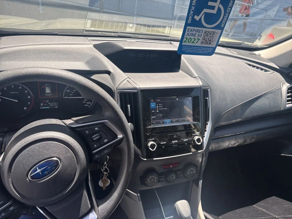 Used 2020 Green Subaru Base image 5