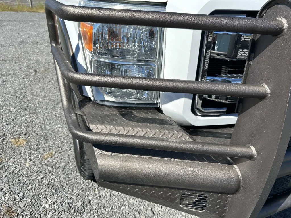 Used 2016 White Ford King Ranch image 35