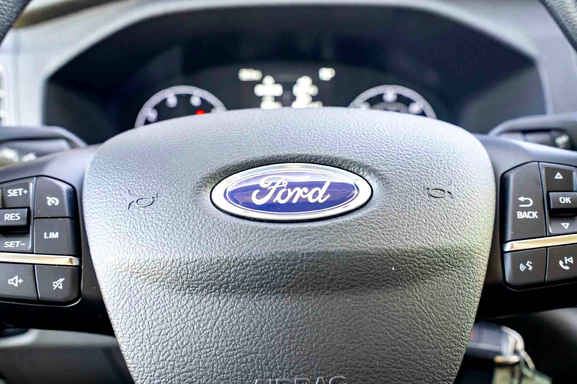 2025 Ford Transit Van Base - Photo 12