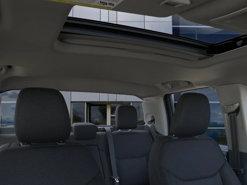 New 2026 Azure Gray Metallic Tri-Coat Ford XLT image 12