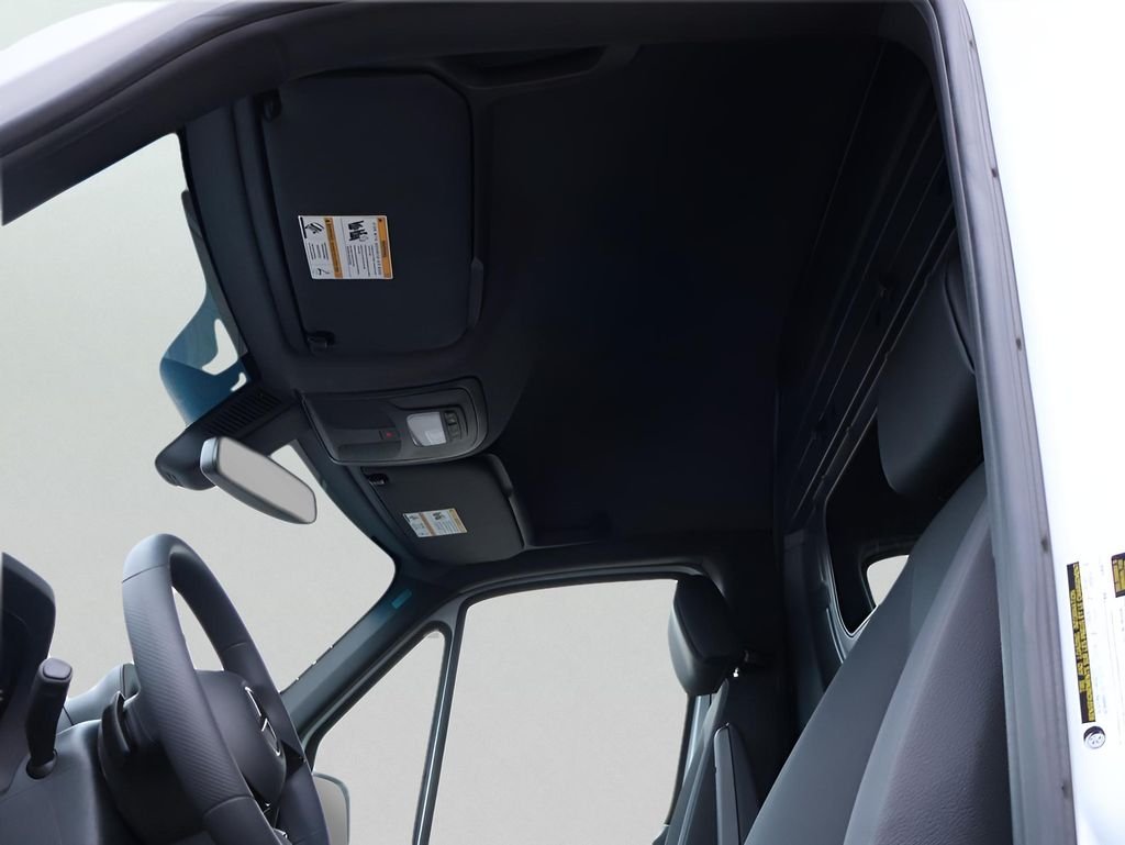 New 2026 Arctic White Mercedes-Benz Cargo 144 WB image 38
