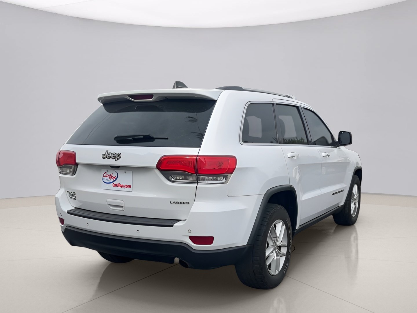 Used 2017 White Jeep LAREDO image 8