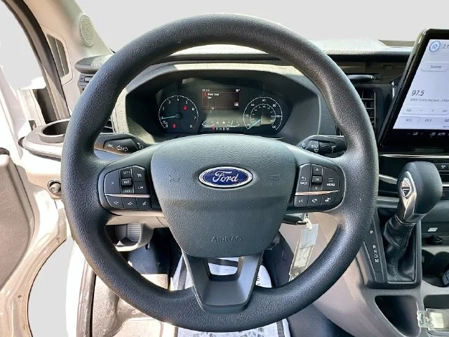 New 2025 Oxford White Ford Base image 7
