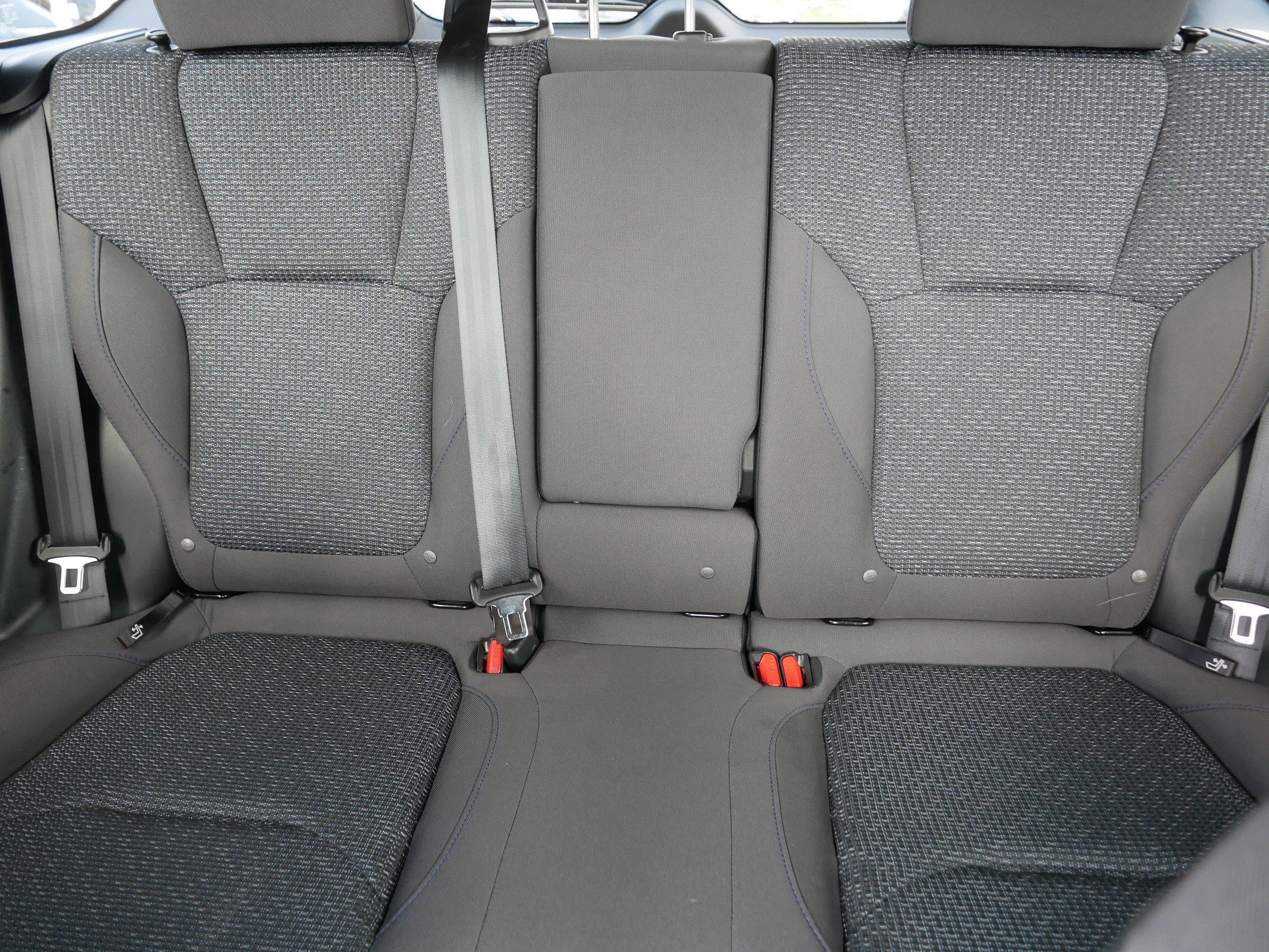 Used 2025 Magnetite Gray Metallic Subaru Premium image 13