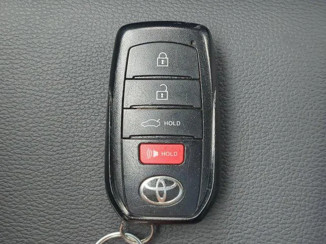 Certified Used 2026 PRECIOUS METAL Toyota  image 32
