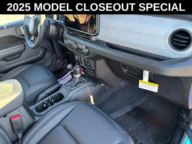 2025 Jeep Wrangler 4-Door Sport S - Photo 22
