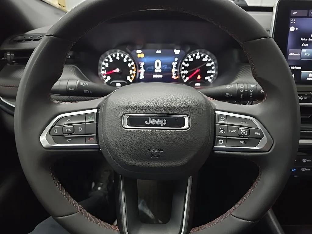 Used 2024 White Jeep Trailhawk image 20