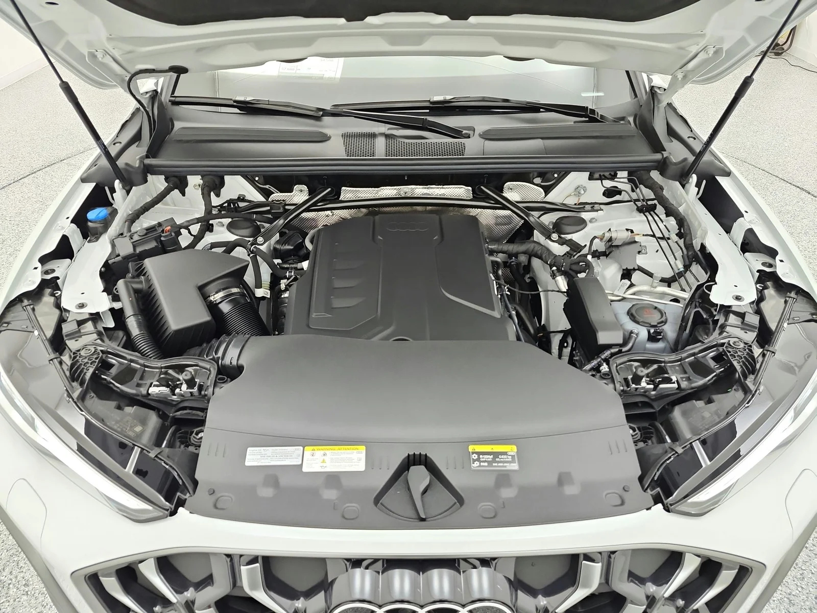 New 2026 Glacier White Metallic Audi Premium Plus 2.0 TFSI quattro image 12