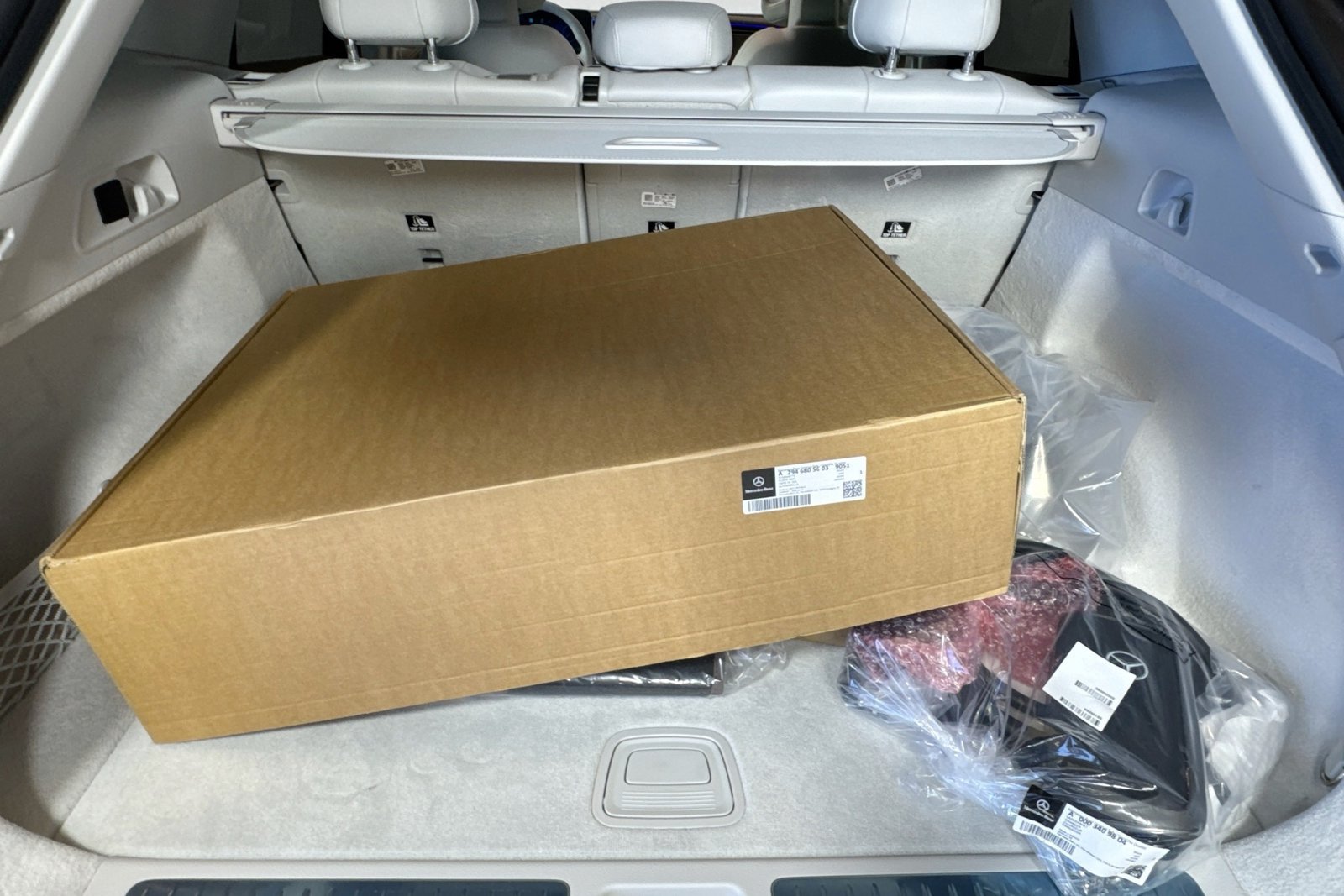 New 2026 Sonoran Brown Metallic Mercedes-Benz EQE 320 image 24
