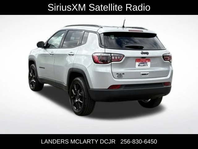 Used 2026 Silver Jeep Latitude image 8