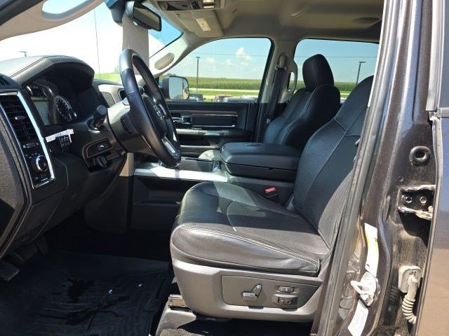Used 2017 Granite Crystal Metallic Clearcoat Ram Laramie image 16