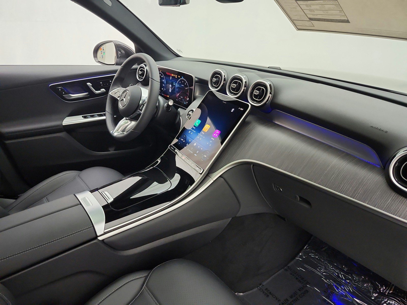 New 2027 Graphite Grey Metallic Mercedes-Benz GLC 300 SUV image 15