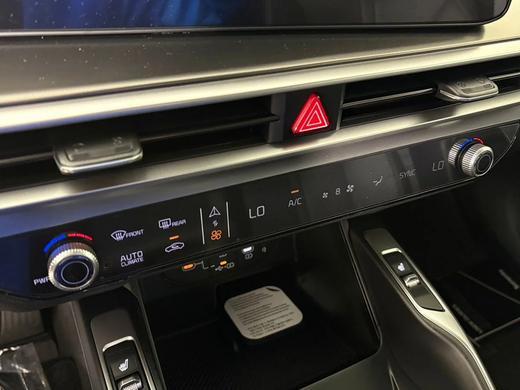 New 2026 Glacial White Pearl Kia S image 28
