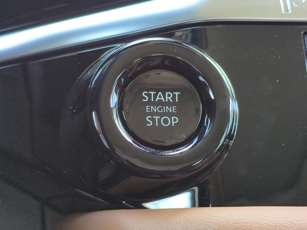 New 2026 Boulder Gray Pearl Nissan Platinum image 23