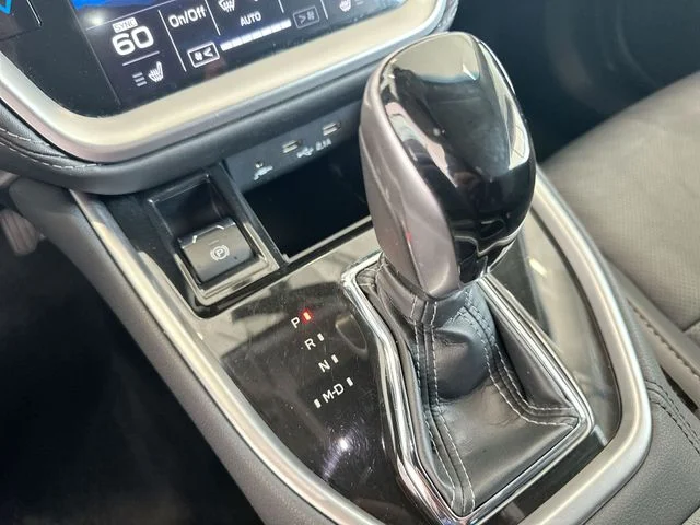 Used 2022 White Subaru Limited image 22